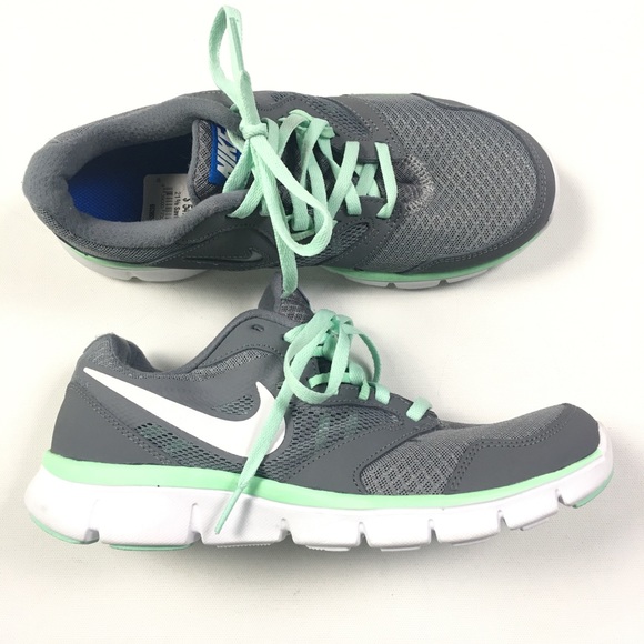 nike flex experience r8